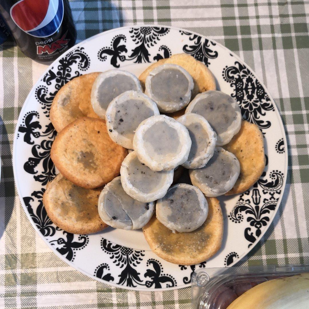 苏式黑芝麻酥皮月饼