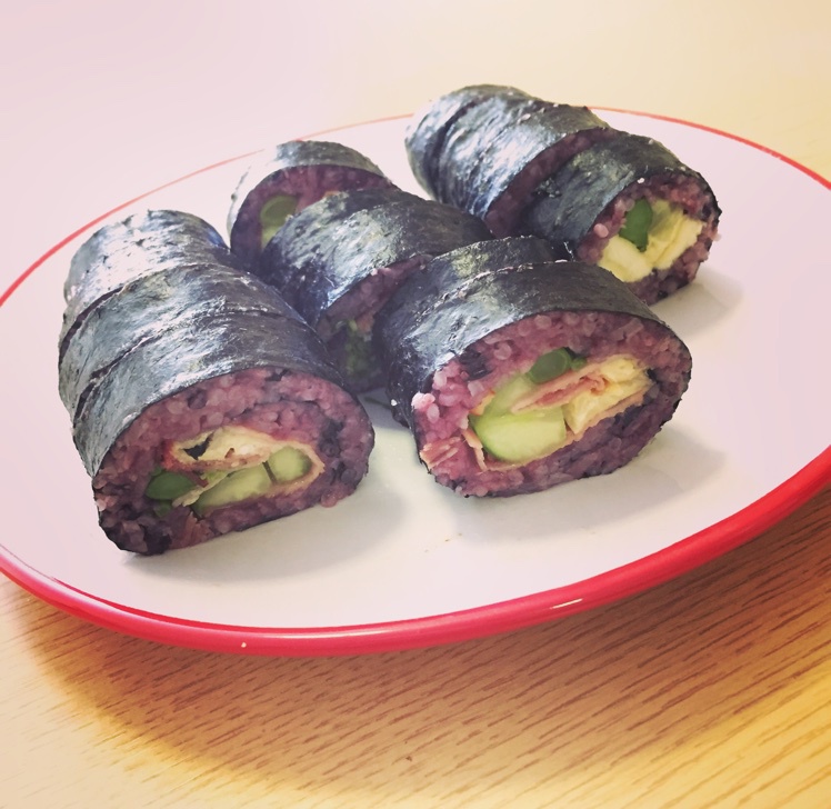 紫菜卷寿司