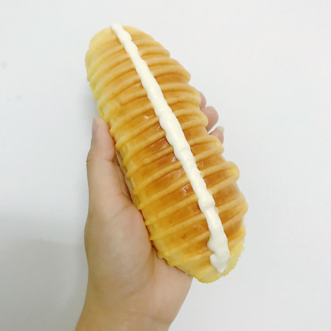 面包房里最受欢迎的毛毛虫面包