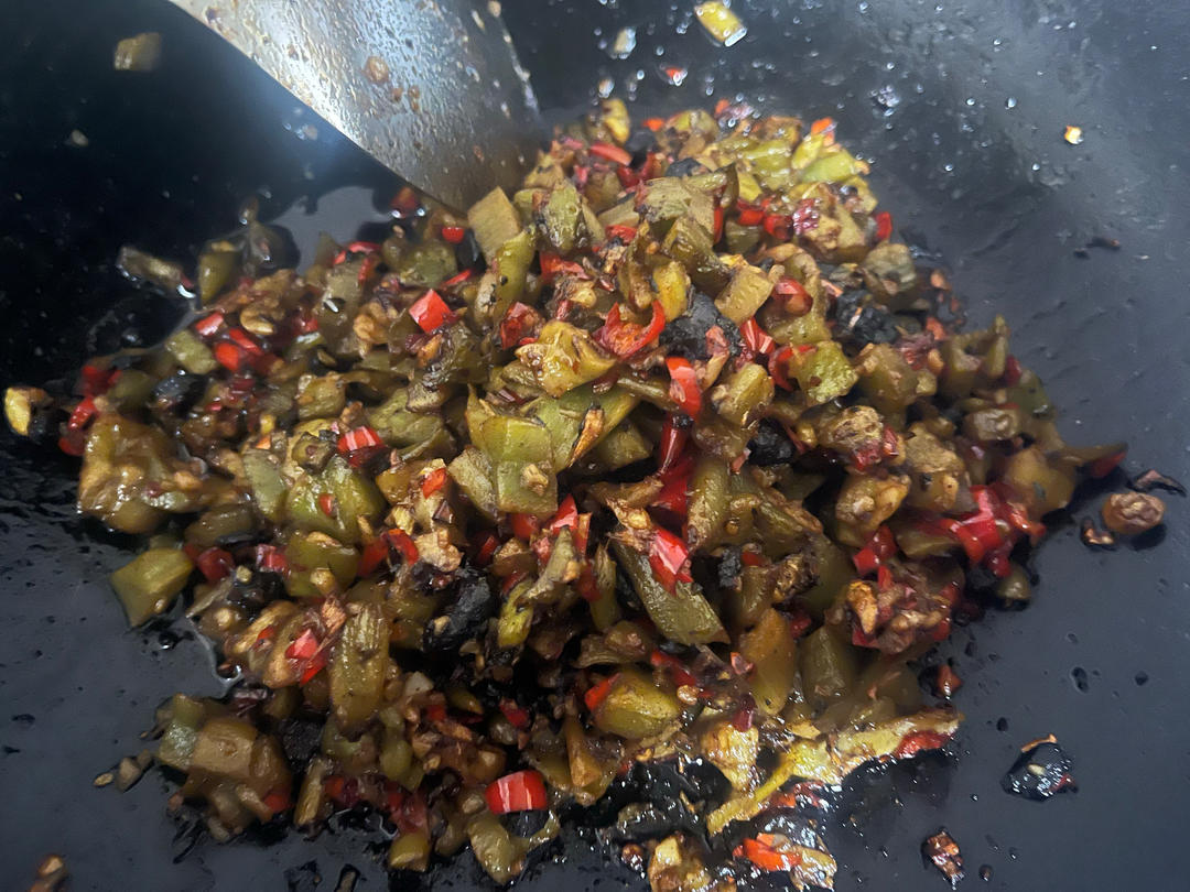 吃一口就会爱上的贡菜辣椒