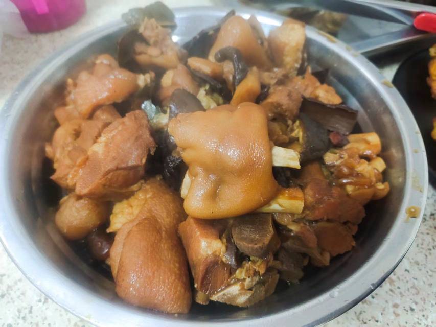 潮汕卤猪脚