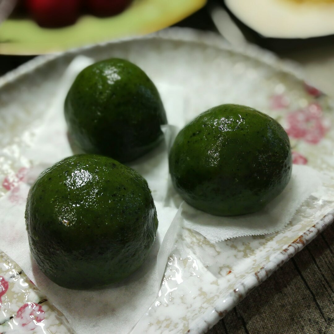 网红青团～～咸蛋黄肉松青团