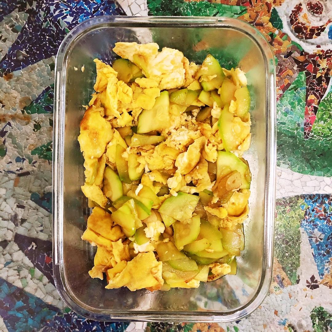 西葫芦火腿炒鸡蛋