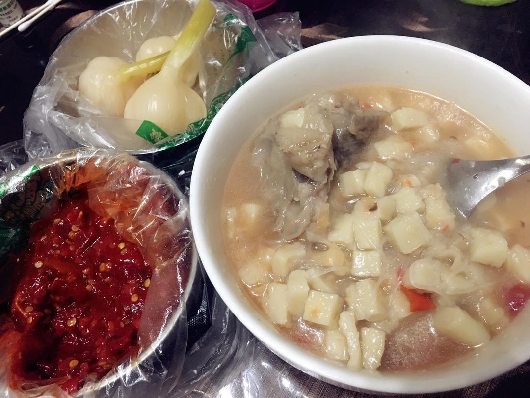 羊肉泡馍的做法
