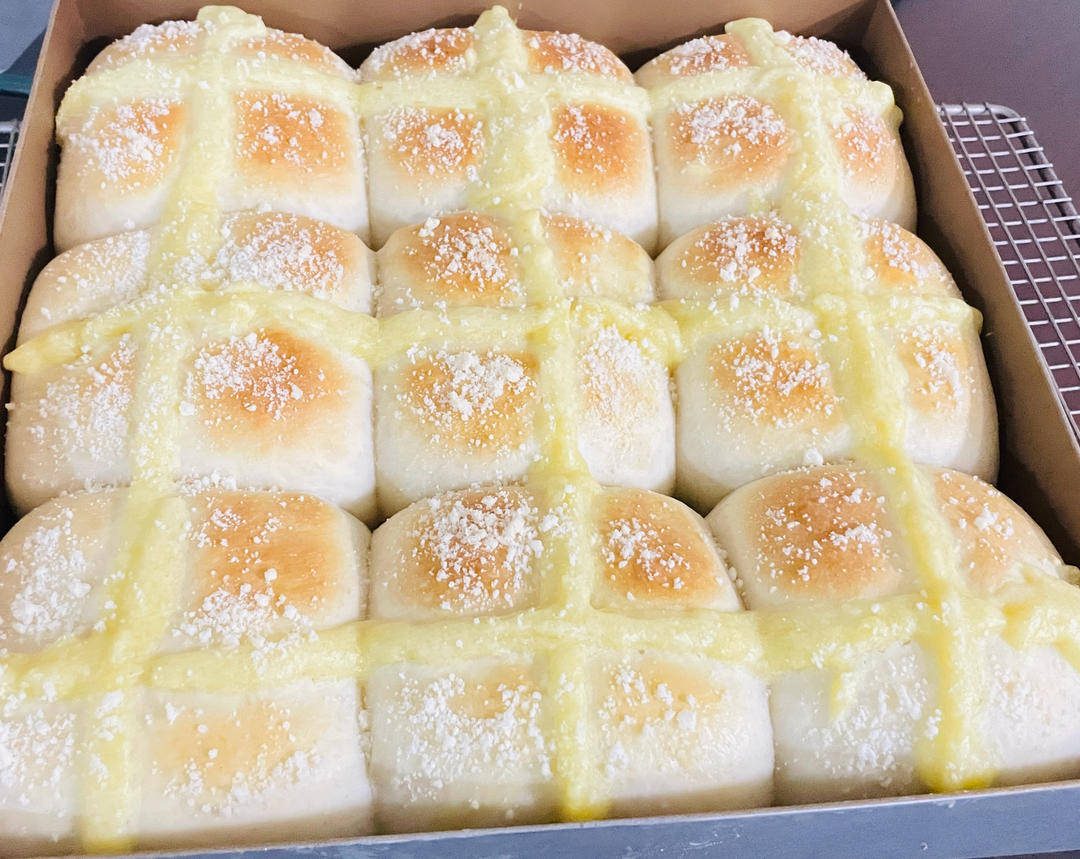 椰浆十字包 Coconut Custard Hot Crossed Bun