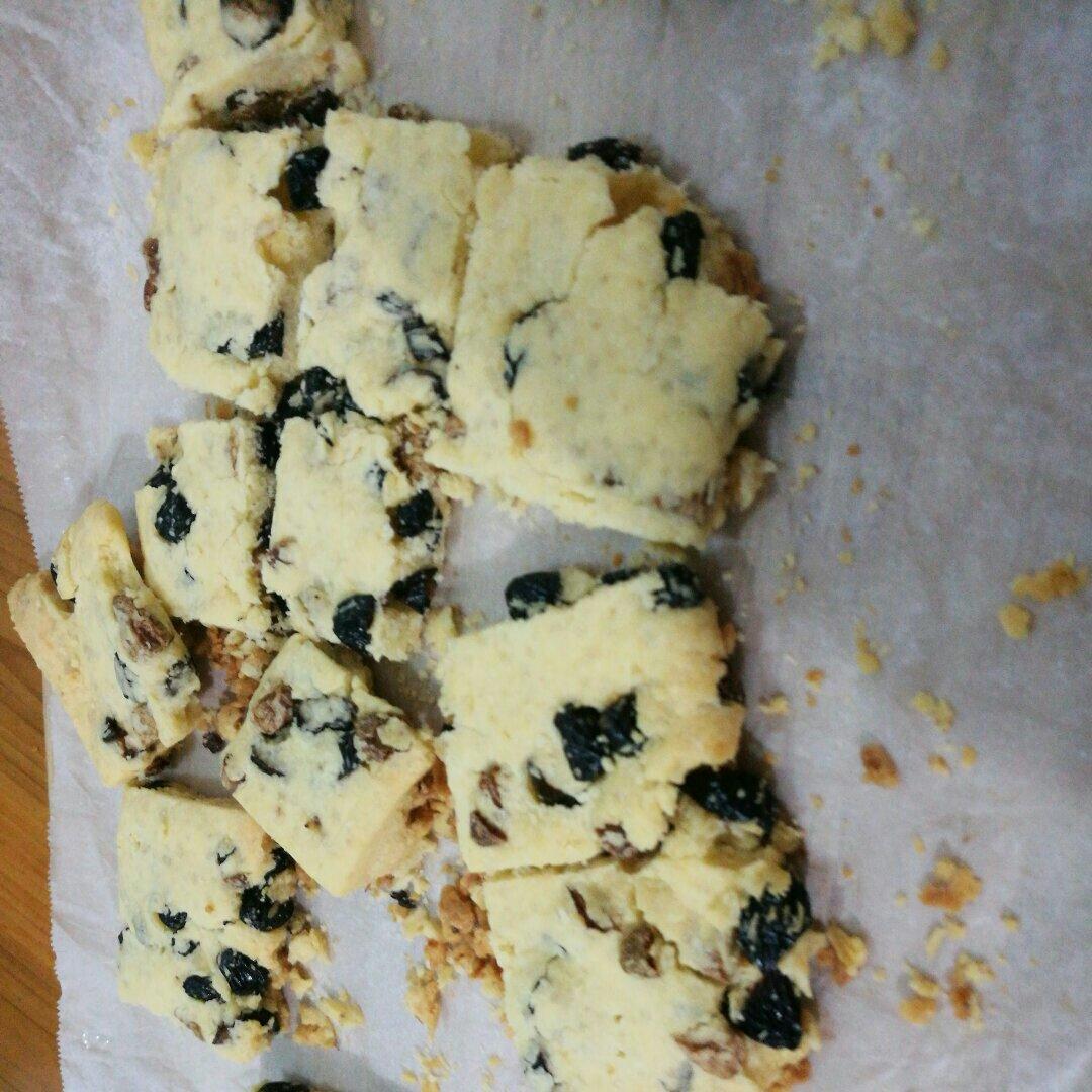 炼乳葡萄干小饼干