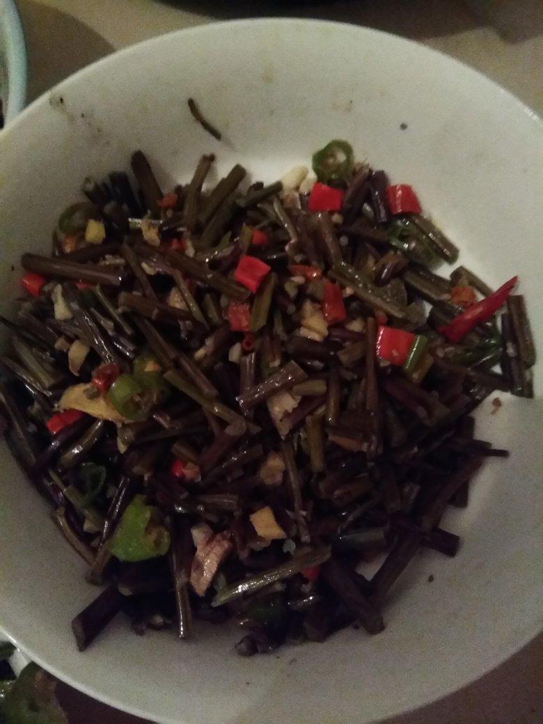 鱼香撅菜