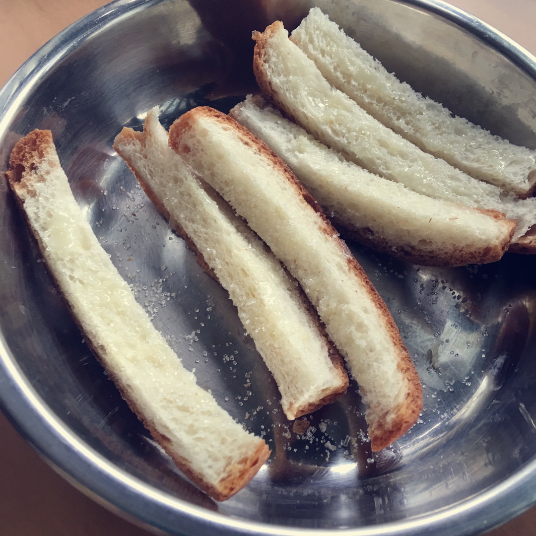 kaykay666做的微波炉烤面包干