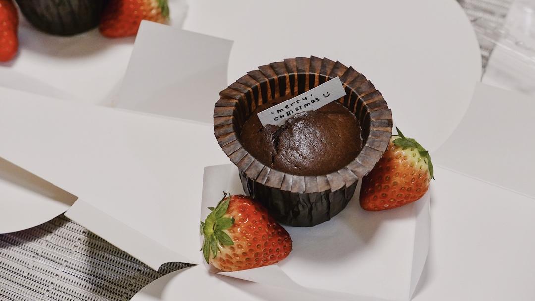 巧克力熔岩蛋糕(全图文超简单)