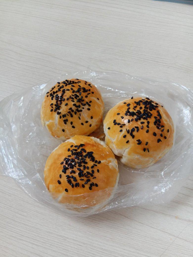 一点不腻，放几天都酥掉渣的蛋黄酥（适应于热天）