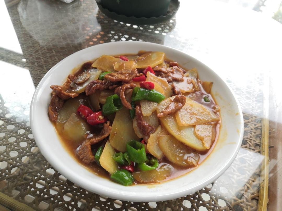 土豆烧肉