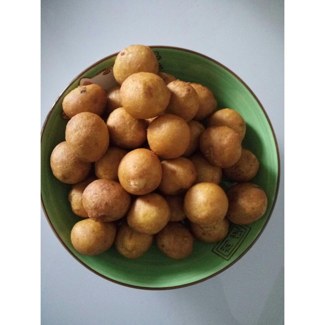 妈妈教炸的红薯丸子