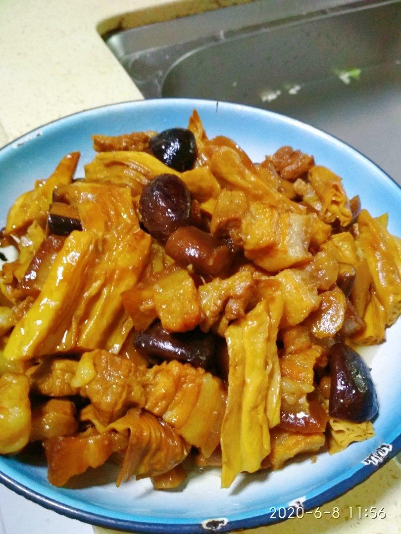 在家也能做的卤肉饭