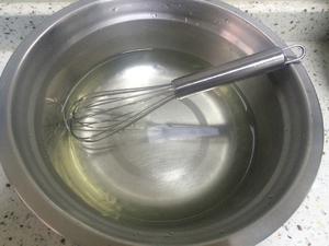超好吃的烤箱自制酸奶（奶粉+盒装酸奶发酵法
）的做法 步骤2