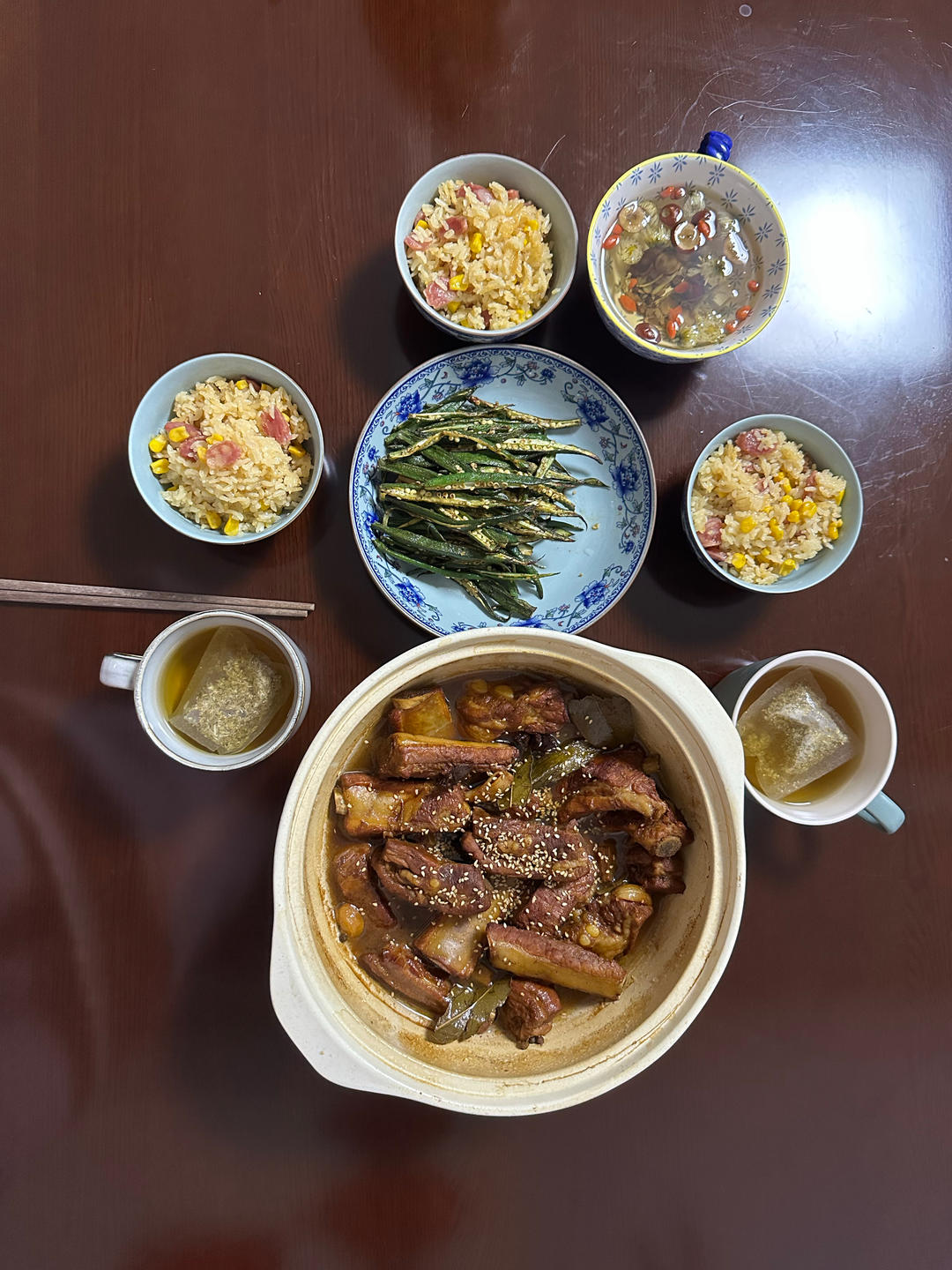 红烧排骨｜酱香浓郁