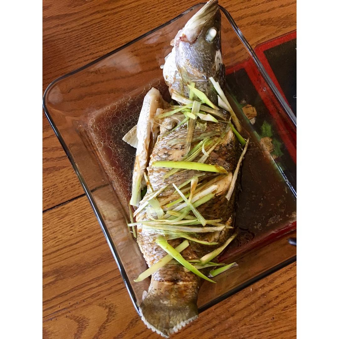 清蒸鲈鱼