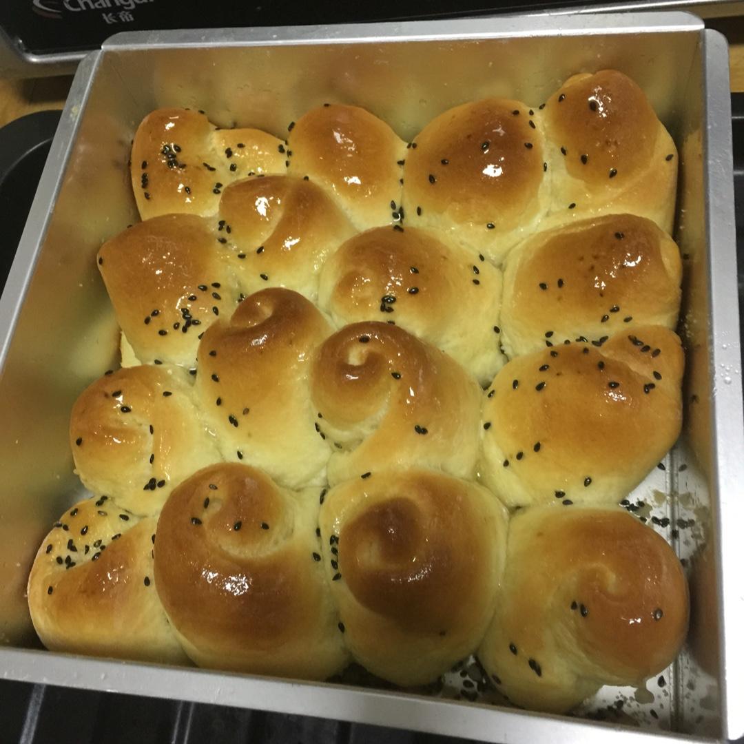 脆底蜂蜜小面包