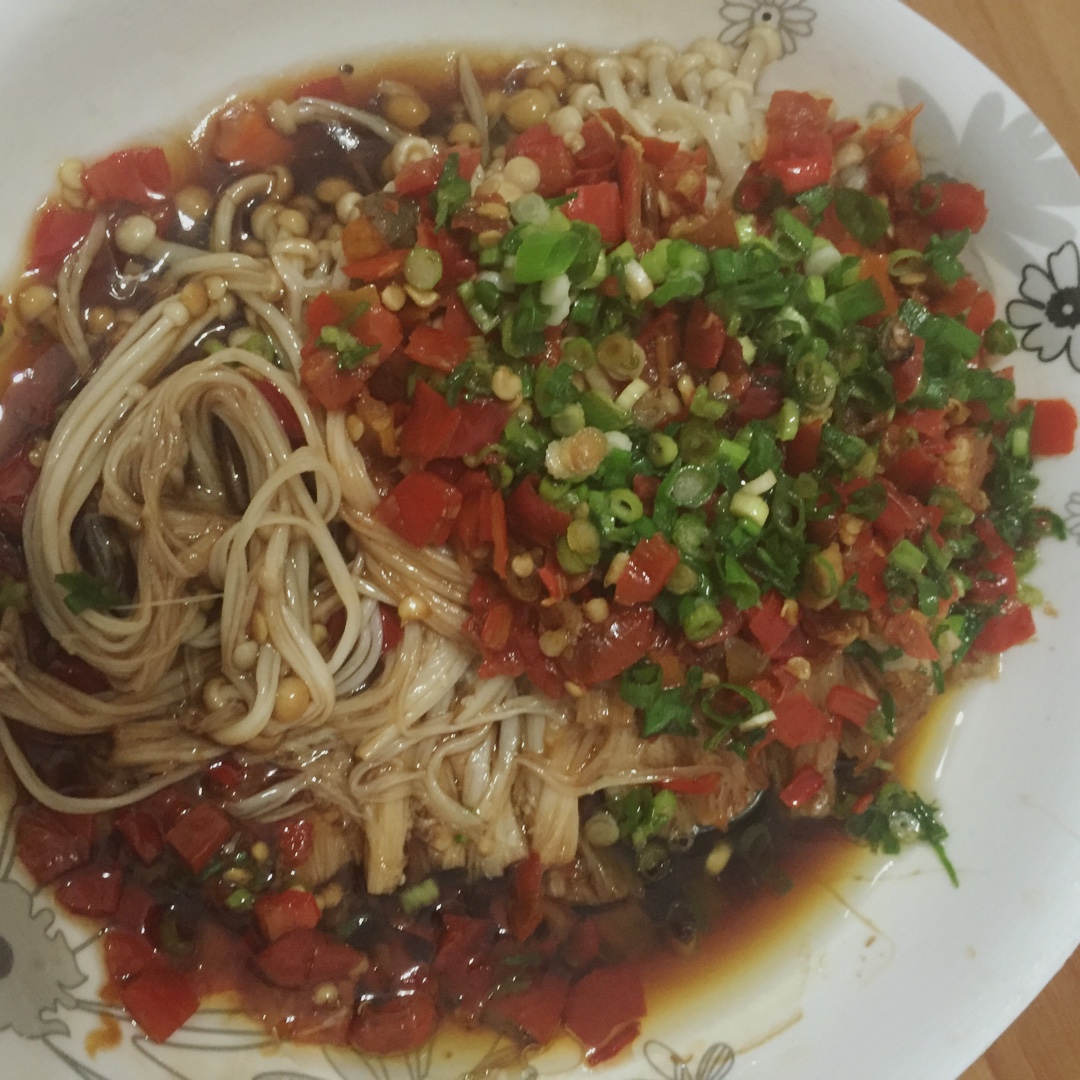 剁椒蒸金针菇