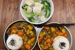 咖喱牛腩饭+青菜豆腐汤