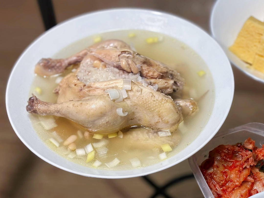韩式料理｜参鸡汤
