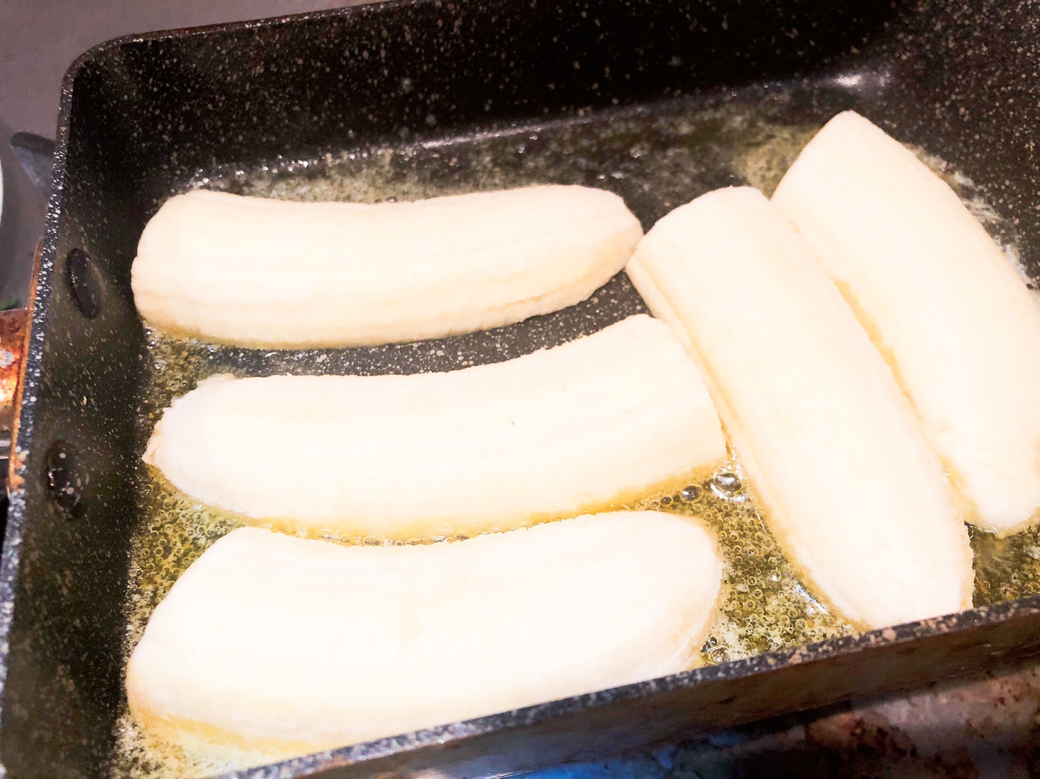 五分钟完成低卡甜品—柠香黄油煎香蕉的做法 步骤3