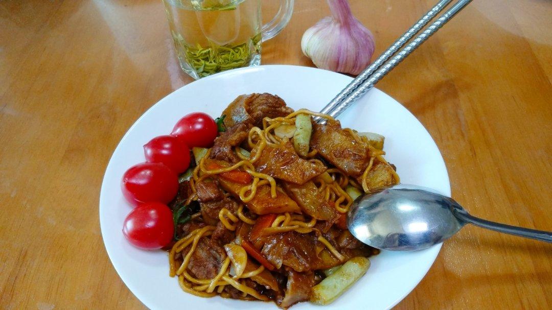 豆角焖面