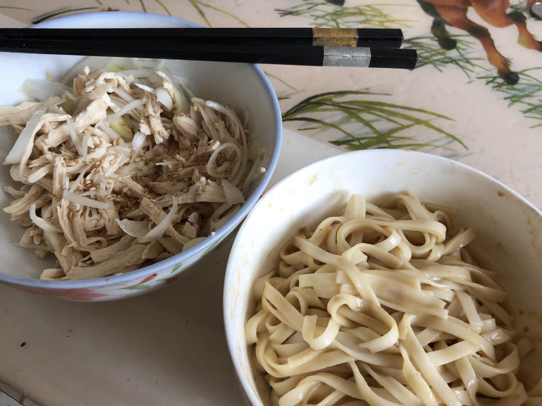 【健康三餐】凉拌鸡胸丝