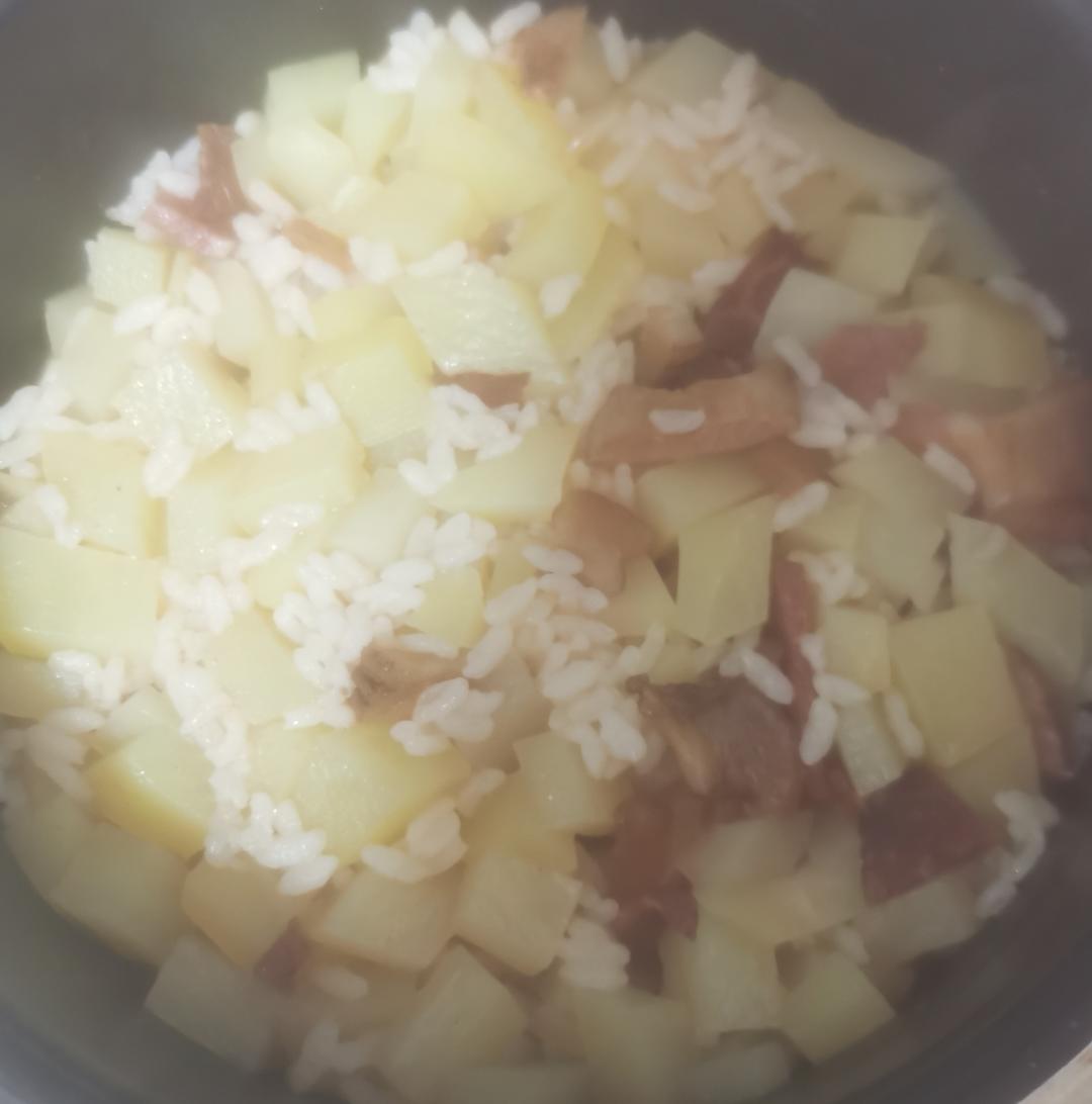 我妈版土豆饭（最简单电饭煲版）