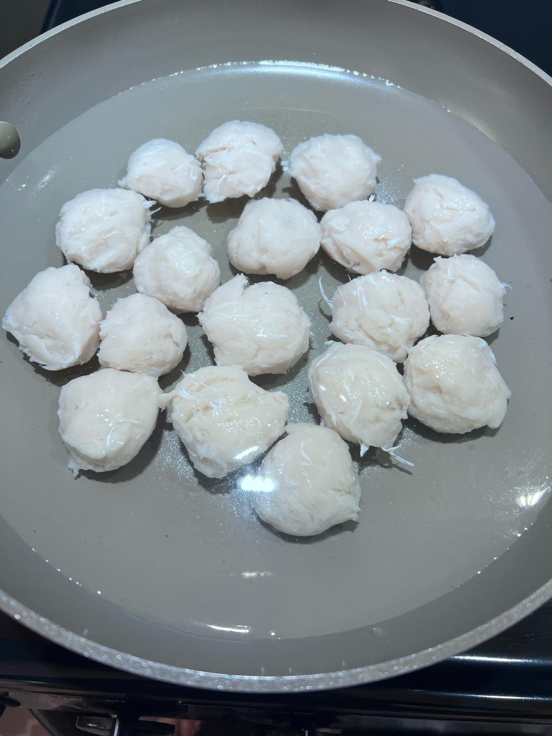 QQ弹弹的鱼丸（绞肉机做鱼丸）