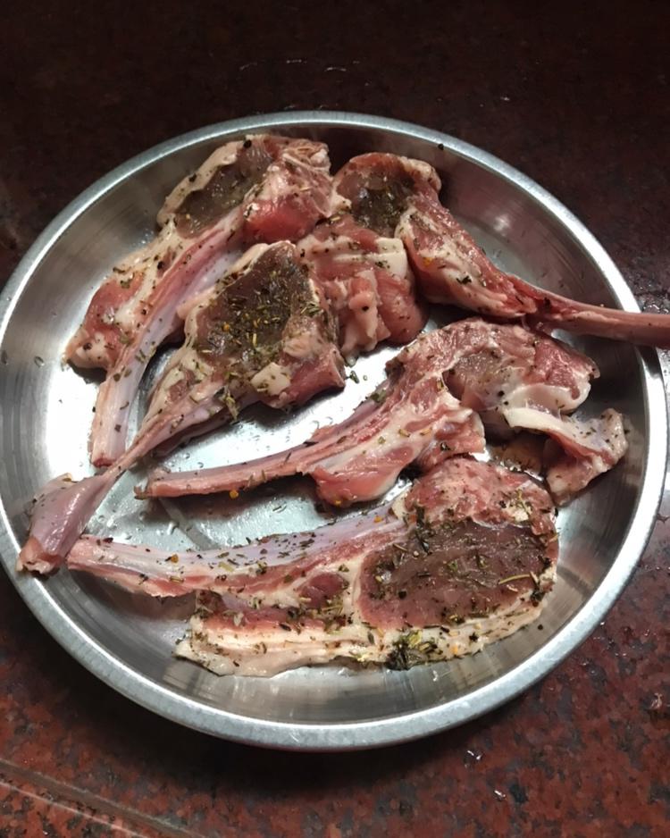 xxgoo做的法式迷迭香蒜蓉羊架