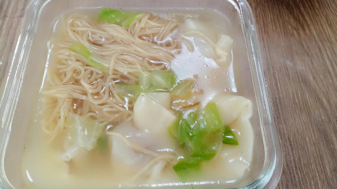 鸡汤馄钝面的做法