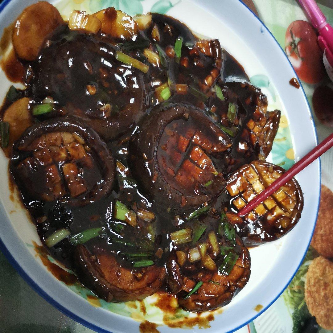 鲜嫩多汁，比鲍鱼还好吃红烧香菇