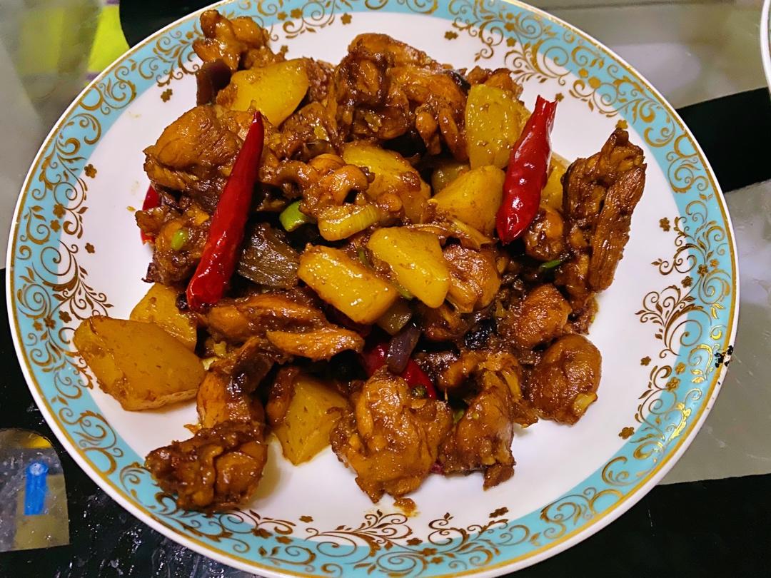 孩子最爱的面包糠土豆鸡丁