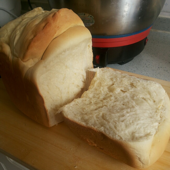 软软的拉丝吐司（ACA面包机）