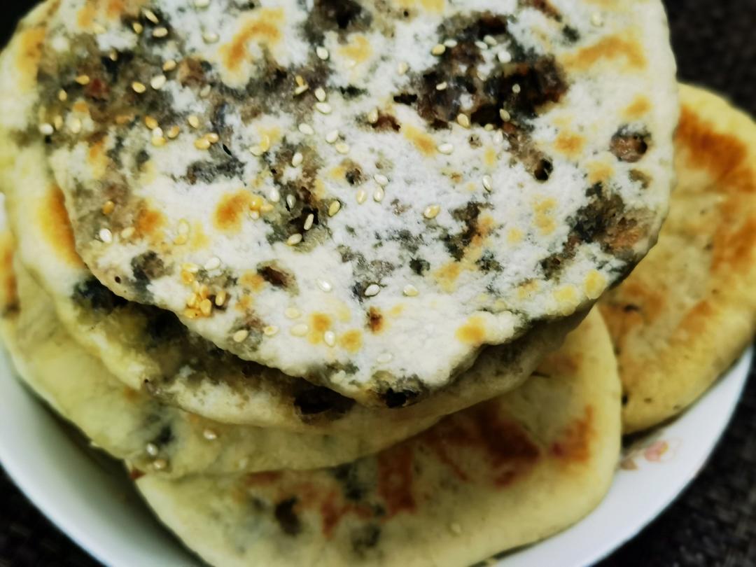 梅干菜肉饼（平底锅煎和烤箱烤两种吃法）