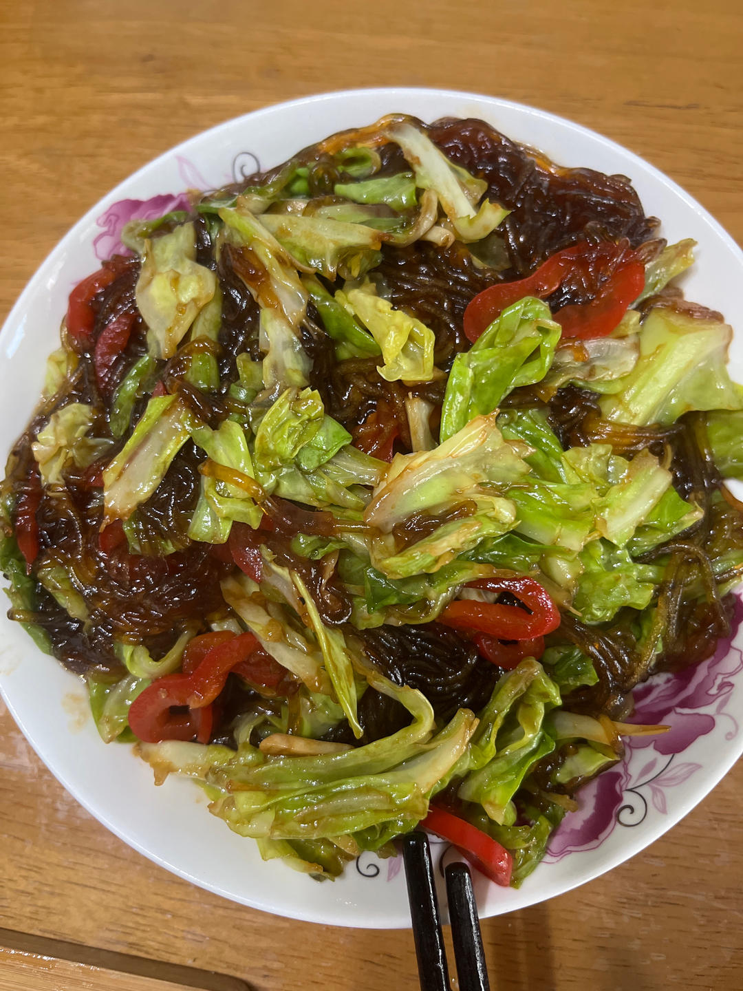 最近爱吃粉丝粉条～包菜炒粉丝