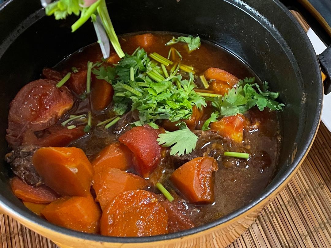 宝宝爱吃的番茄胡萝卜牛腩