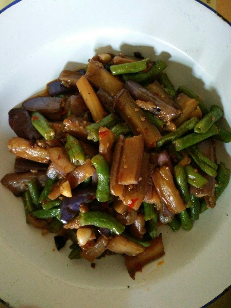简易版豆角烧茄子🍆