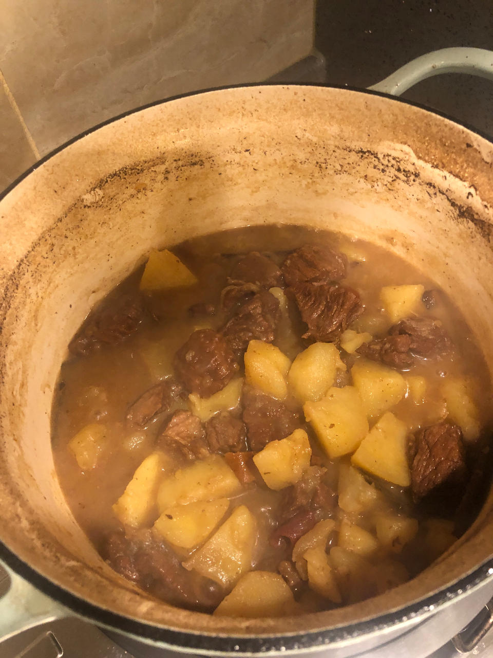 土豆炖牛肉，多吃肉御寒