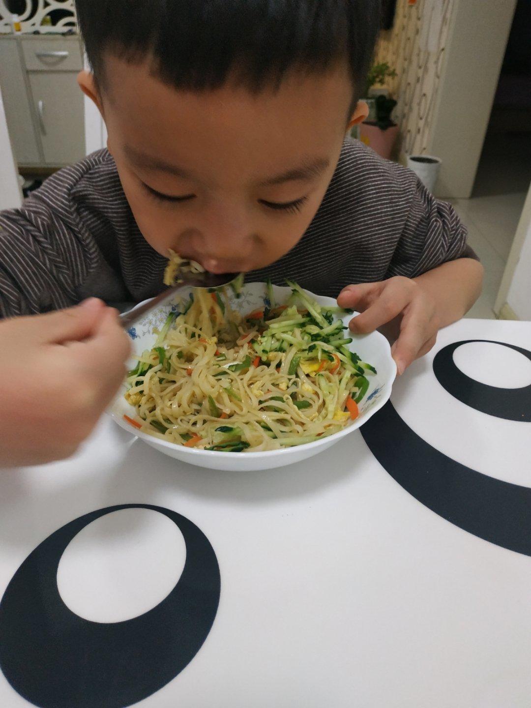 蔬菜炒面