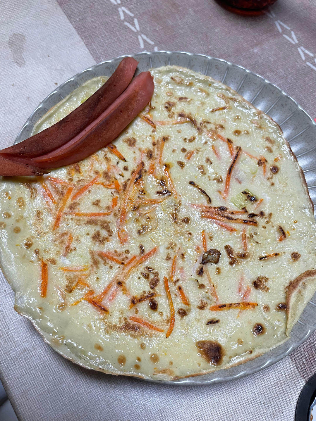 胡萝卜葱花鸡蛋饼
