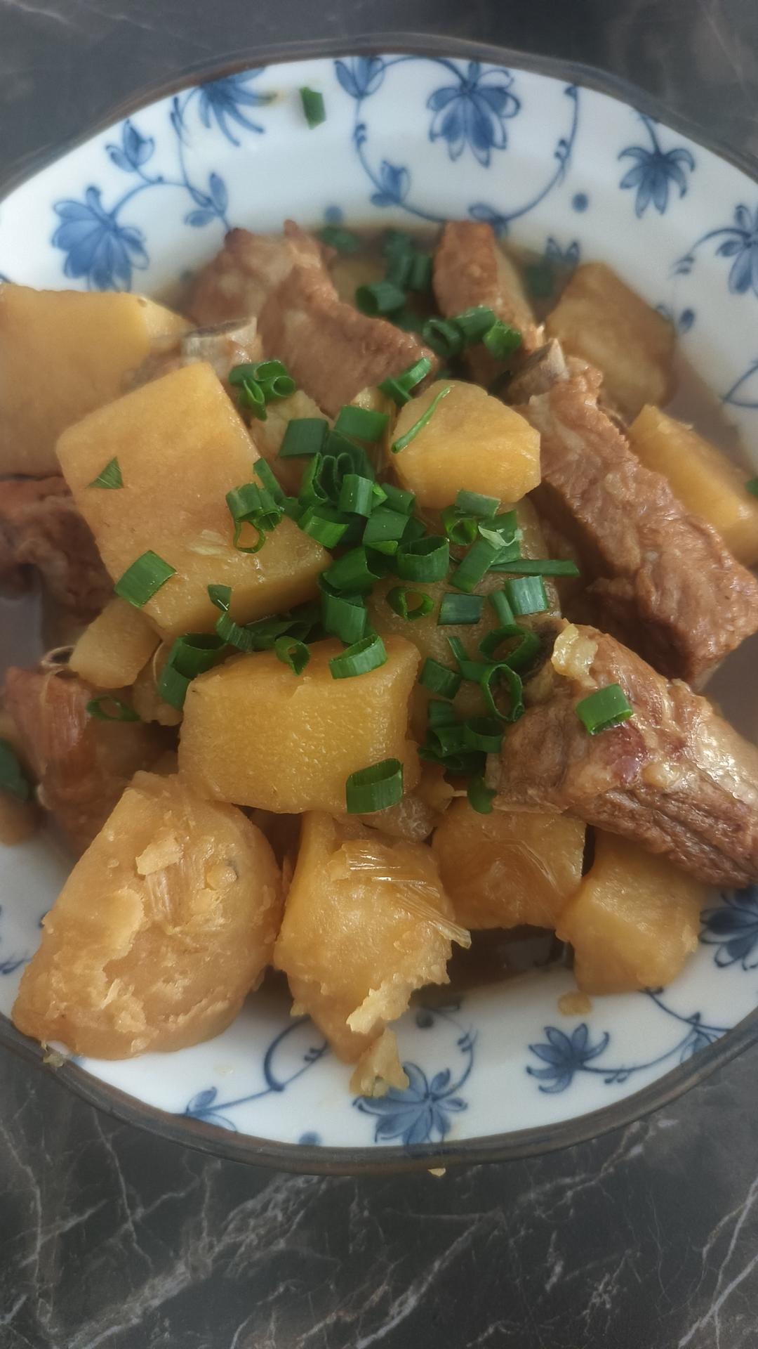 清淡無辣～土豆排骨（高壓鍋版）