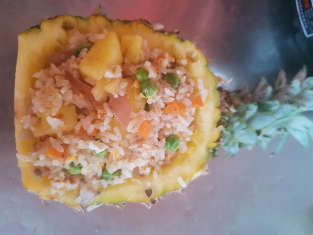 简单易操作的菠萝饭