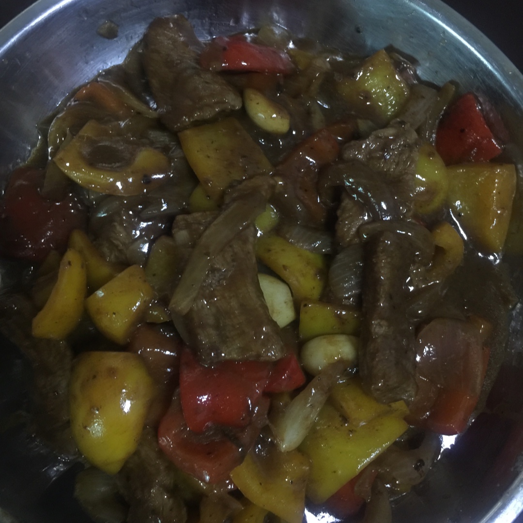 黑椒牛仔骨