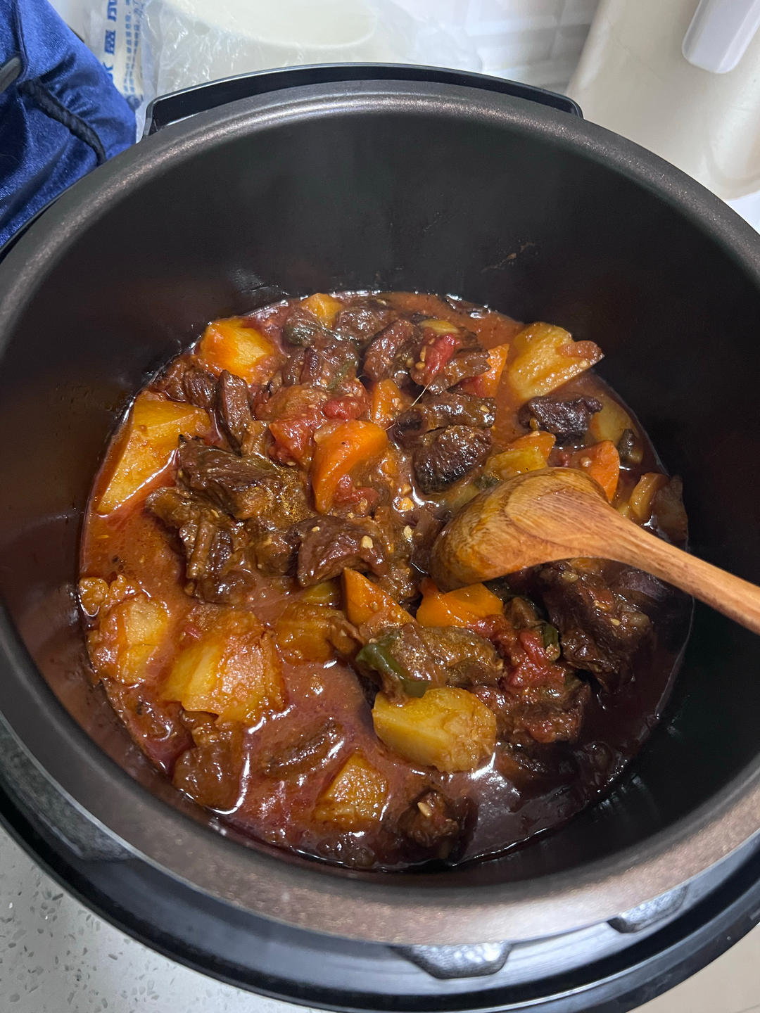 番茄土豆炖牛腩