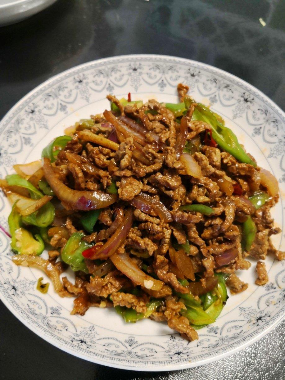 超下饭-洋葱青椒牛肉丝