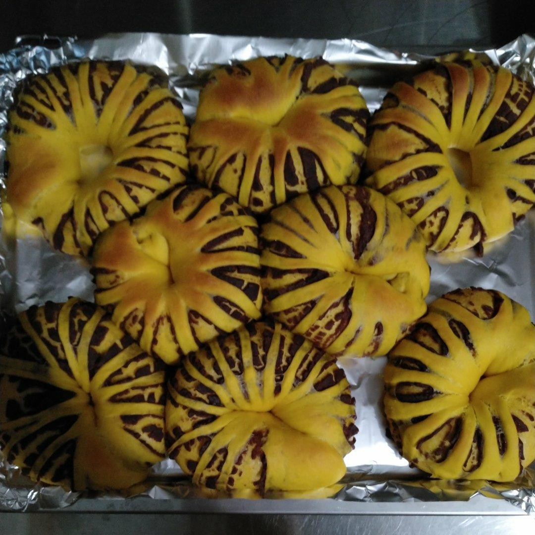 南瓜椰蓉手撕小甜包