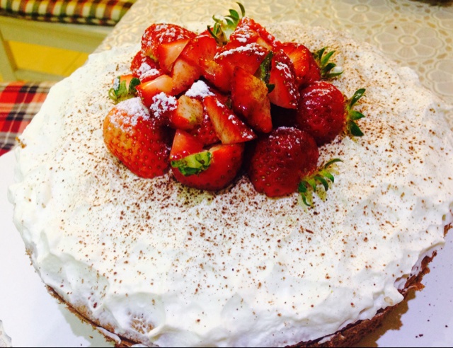 超简单完美戚风蛋糕（6寸2蛋）附打发、翻拌、脱模视频