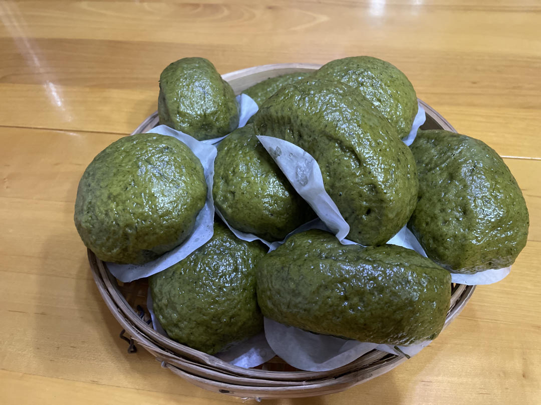 蒸一锅艾草馒头吧