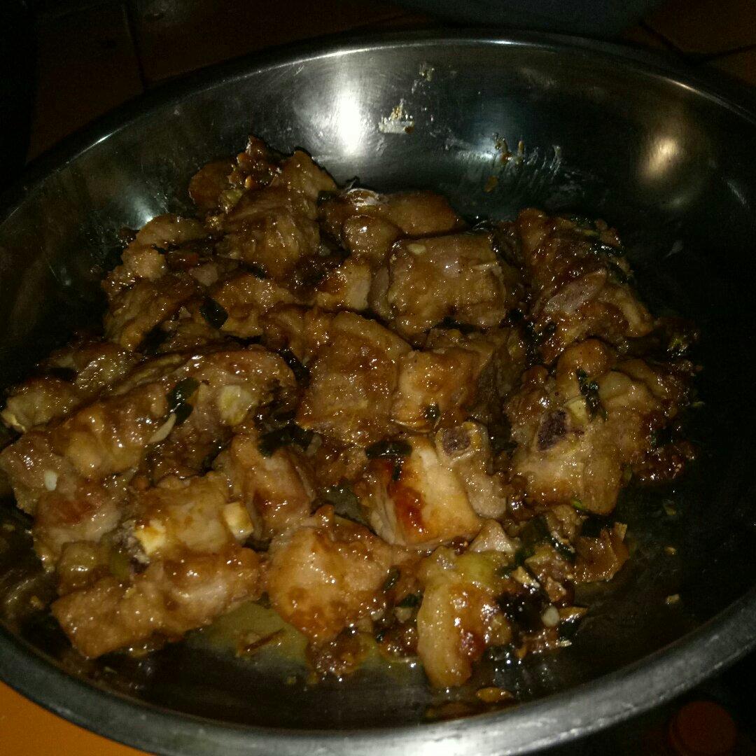广式生焗蒜香排骨（超级够味下饭）